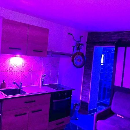 Le Mecanique Room Centre Ville, Parking Gratuit Sens Luaran gambar